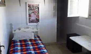 Imagem: Aluam-se suítes e Kitnets Castelo.III