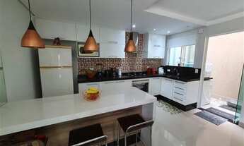 Imagem 6: Sobrado com 65 m², 2 suítes, 2 vagas, mobiliado