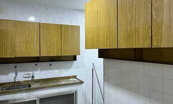 Imagem 2: Apartamento para venda tem 90 metros quadrados com 2 quartos em Tijuca - Rio de Janeiro