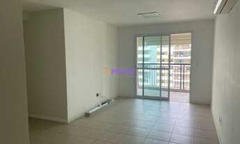 Imagem 2: Apartamento 3 quartos espetacular na melhor rua do Ingá, prédio com lazer completo !