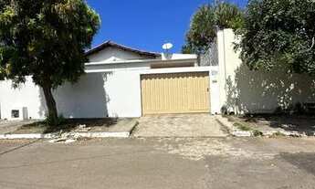 Imagem 2: Casa para aluguel com 275 m quadrados com 3 quartos em Água Branca - Goiânia - GO