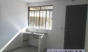 Imagem 7: Casa Residencial com 2 quartos para alugar por R$ 800.00, 70.00 m2 - CALIFORNIA - LONDRINA