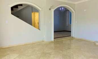 Imagem 4: Casa de condomínio sobrado para venda tem 480 metros quadrados com 5 quartos