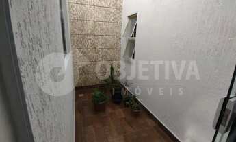 Imagem 2: Apartamento para aluguel, 3 quartos, 1 suíte, 1 vaga, SANTA MONICA - UBERLANDIA/MG