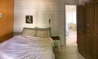 Imagem 4: Quarto individual em casa feminina e good vibes