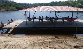 Imagem 4: Sítio com FLUTUANTE na beira do rio p/ eventos cristão