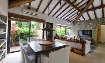 Imagem 6: Casa a venda no Vila de Anoman, com 4 suítes e piscina privativa