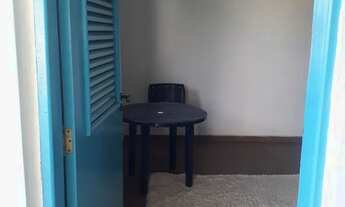 Imagem 6: Quarto individual mobiliado com garagem