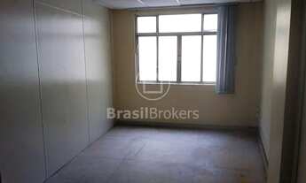 Imagem 4: Rio de Janeiro - Prédio Inteiro - Praça da Bandeira