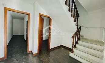 Imagem: Taubaté - Casa Padrão - Centro