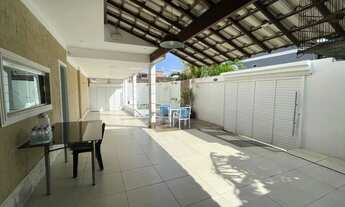 Imagem 4: Casa com piscina condomínio