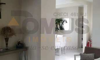 Imagem 2: Casa de 225m² no Bairro Jabotiana, Conjunto JK: 4 Quartos, 2 Garagens, Varanda, 4 Banheiro