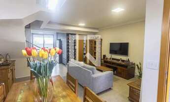 Imagem: Casa à Venda - Santa Efigênia, 3 Quartos