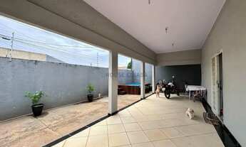 Imagem: CASA COM PISCINA NO JD IKARAI VG