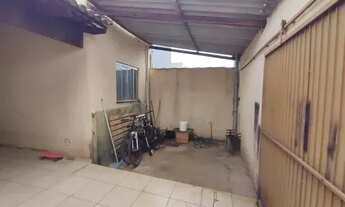 Imagem 2: CASA COM QUINTAL