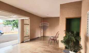 Imagem 2: Casa ampla à venda no Jardim Engenho!