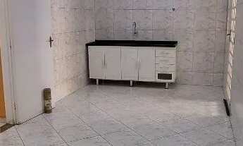 Imagem 2: Próximo centro CASA TÉRREA AMPLA, LAJE R$580MIL -2VAGAS, 3DT, 1 SUITE