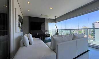 Imagem 2: Imóvel para venda possui 221 metros quadrados com 3 quartos em Santa Teresinha - São Paulo