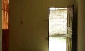 Imagem 2: Alugo casa no Santos Dumont 400 reais