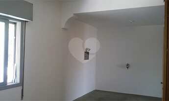 Imagem 4: Sobrado à Venda muito bem localizado em Indianópolis / 03 Dormitórios