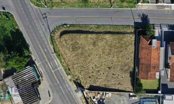 Imagem: Terreno de esquina residencial e comercial