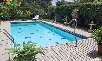Imagem 7: Contato Fone/WhatsApp Lindo casarão com piscina, na Tamarineira ligue