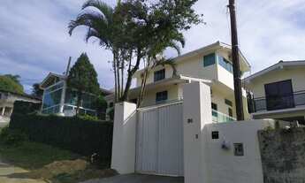 Imagem 3: Casa a venda em Itapema 3 suítes+edícula+área de lazer