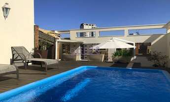 Imagem: Cobertura Moema Pàssaros com piscina e