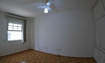 Imagem 4: Casa para aluguel tem 140 metros quadrados com 3 quartos em Ponta da Praia - Santos - SP