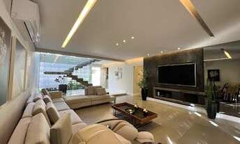 Imagem 2: Lindíssima casa de alto padrão em Curitiba em condomínio fechado