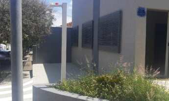 Imagem 2: Aluga Casa Comercial - São José do Rio Preto - 1 Cozinha com armário, 2 Banheiros, 1 garag