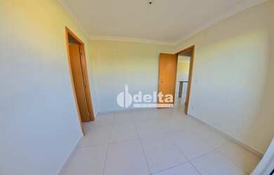 Imagem 12: Apartamento com 2 dormitórios à venda, 46 m² por R$ 165.000,00 - Dona Zulmira - Uberlândia