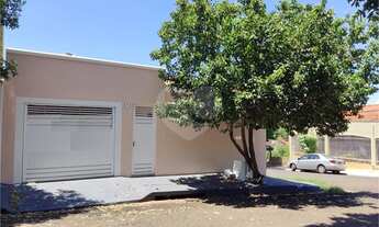 Imagem: Araçatuba - Casa Padrão - Morumbi