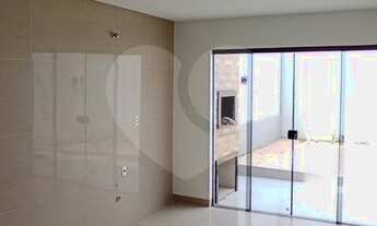 Imagem 5: Sobrado a venda em Cascavel, no bairro Canadá, com tres quartos, sendo duas suítes sobra d