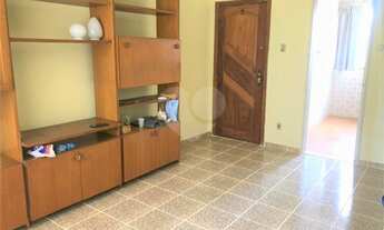 Imagem 4: Irajá dois quartos, vaga, um lance de escada!