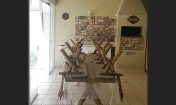 Imagem 7: Sobrado localizado na rua do Mercadão Campolim