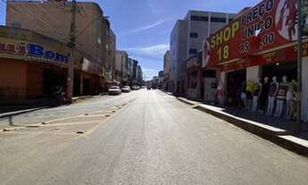 Imagem 2: Vendo/Troco Prédio com 08 apartamentos e 02 lojas na Avenida Principal do Itapoã Brasília