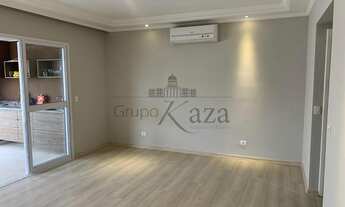 Imagem 4: Apartamento para aluguel e venda possui 122 metros quadrados com 4 quartos