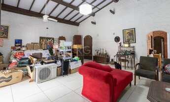 Imagem 6: Porto Alegre - Casa Padrão - Tristeza