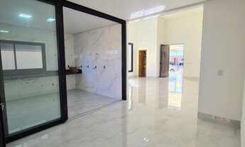 Imagem 7: Belíssima casa no Portal do Sol Green -4 suítes plenas -Valor R$ 2.050.000,00