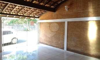 Imagem 6: Casa super charmosa e bem cuidada no DER