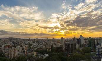 Imagem 2: Porto Alegre - Apartamento Padrão - Petrópolis