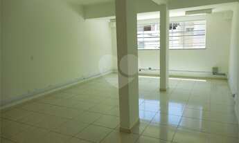 Imagem 6: Excelente Sobrado Comercial - próximo ao metro Santana, com 13 salas, 3 banheiros, 4 vaga