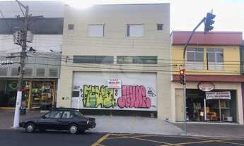 Imagem 2: Ótimo imóvel comercial com estacionamento em frente, fácil acesso