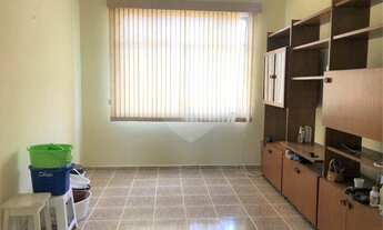 Imagem 2: Irajá dois quartos, vaga, um lance de escada!