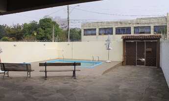 Imagem 2: Porto Alegre - Casa Padrão - Cavalhada