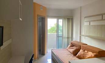 Imagem 2: Studio mobiliado com 33 m², em condomínio completo, no Centro de Curitiba/PR, à venda por