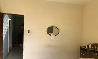 Imagem 4: Casa para venda possui 98 metros quadrados com 3 quartos em Guamá - Belém - PA