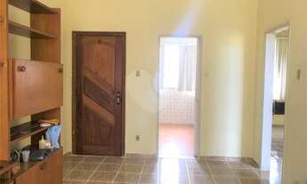 Imagem 3: Irajá dois quartos, vaga, um lance de escada!