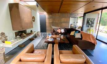 Imagem 2: Casa de luxo com 4 suítes em condomínio nobre